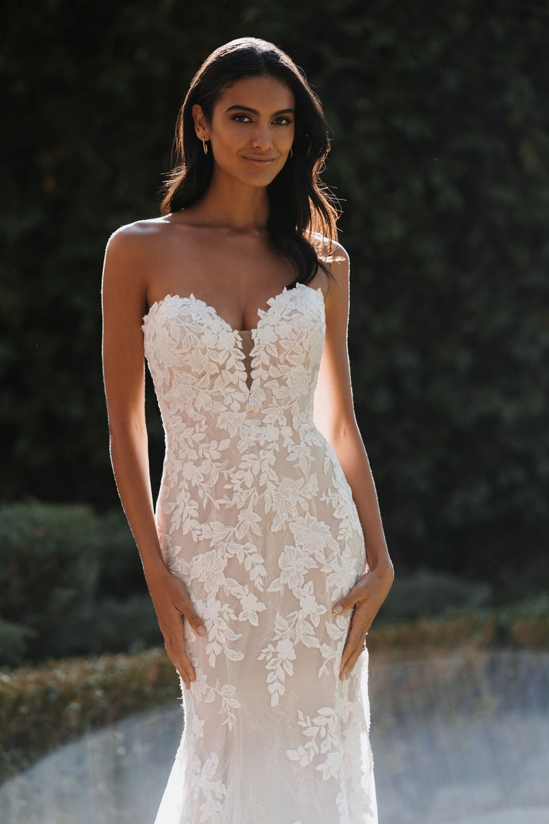 Allure Bridals Style 9903