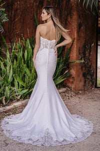 Allure Bridals Style 9952
